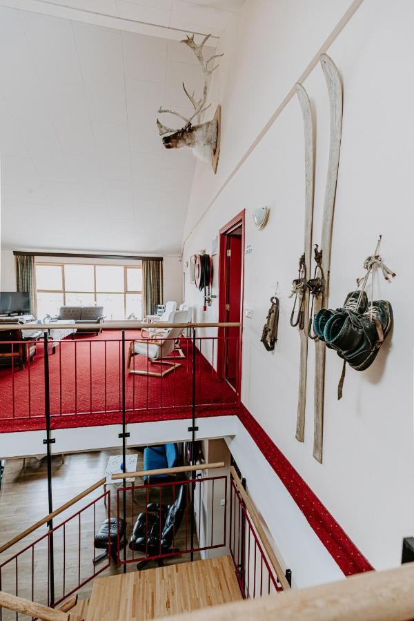 Narfastadir Guesthouse Laugar  Buitenkant foto